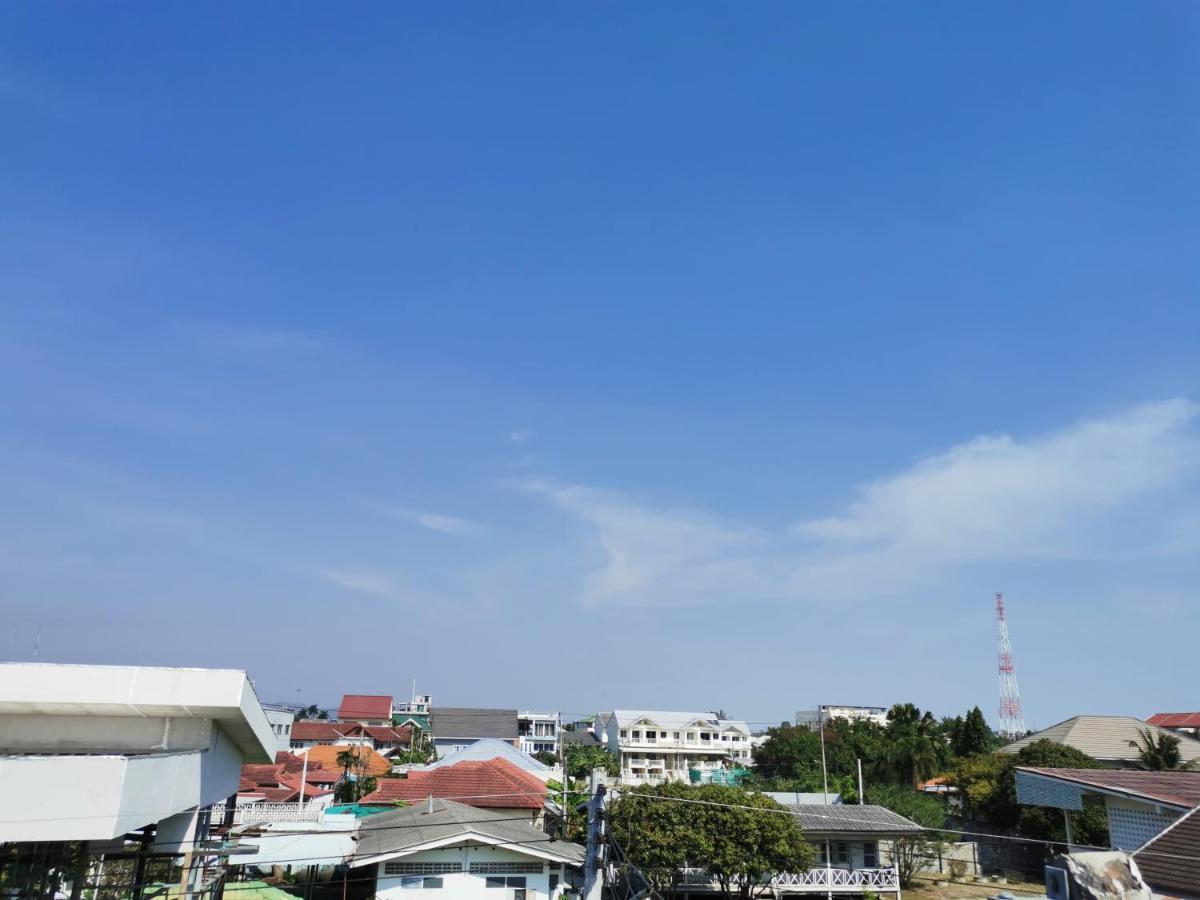 Bankaina Aparthotel Hua Hin Bagian luar foto